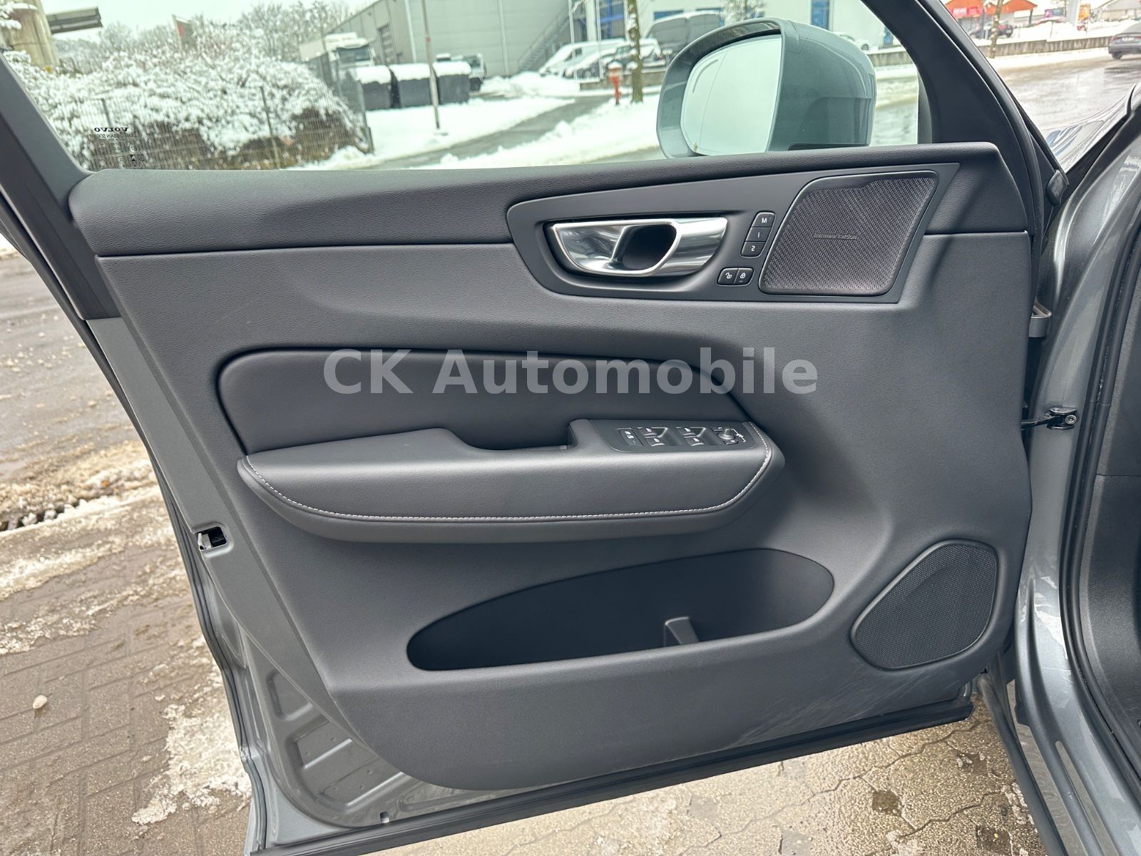 Fahrzeugabbildung Volvo XC60 D4 Inscription 2WD/BLIS/Head-Up/Pano/360°