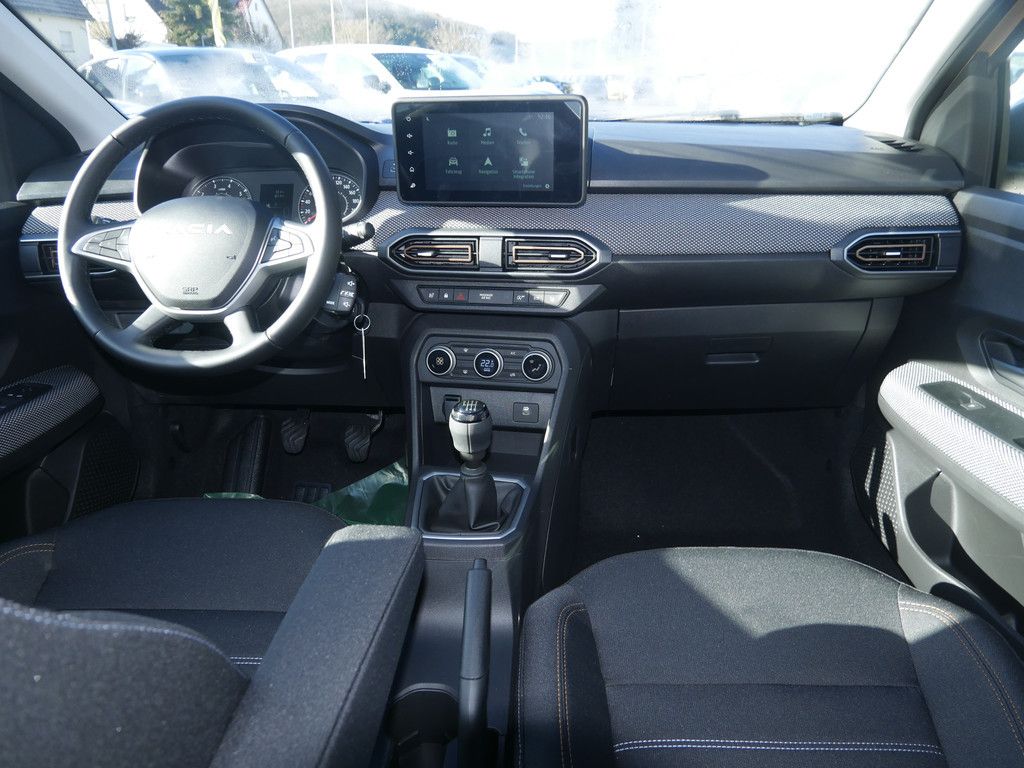 Fahrzeugabbildung Dacia Sandero Stepway Expression TCe 90