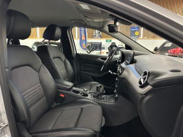 Mercedes-Benz B 200 CDI  d *2. Hand*LED*Klima*SHZ*Navi*Kamera