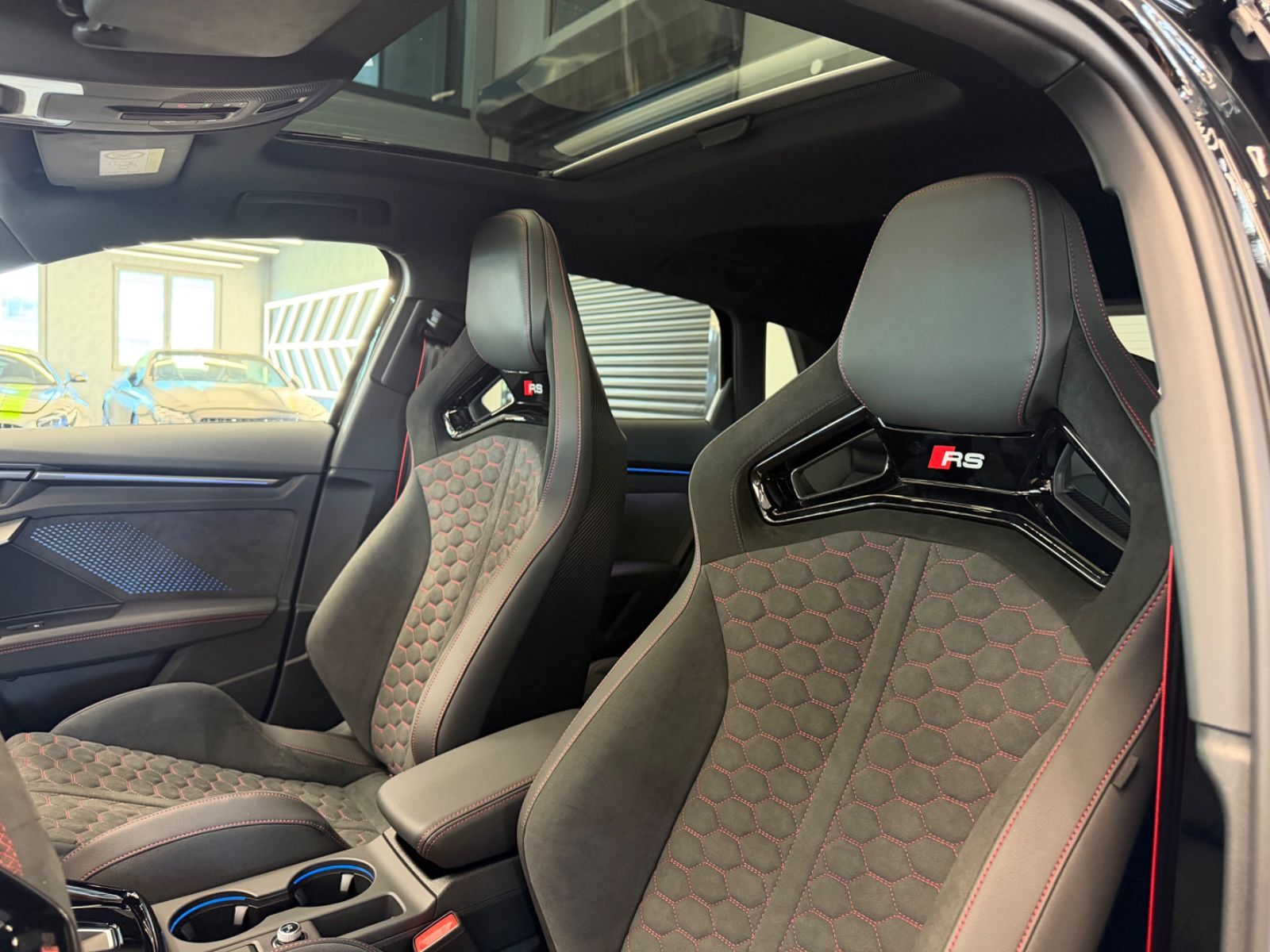 Audi RS3 RS Schalensitze CARBON 280 Km/h  2026 imagem 2
