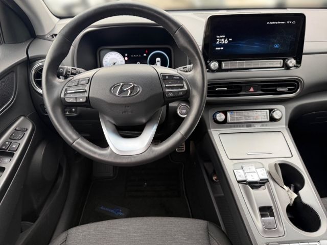 Fahrzeugabbildung Hyundai KONA Edition 30+ Elektro 2WD +KLIMA+NAVI+PDC+UVM