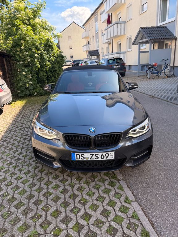 BMW M235