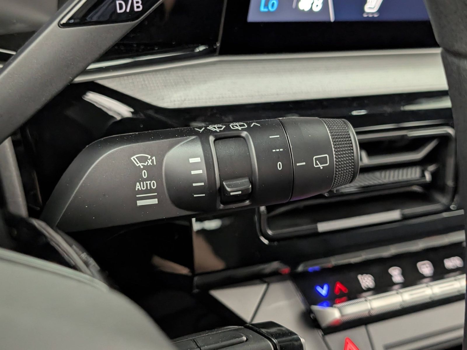RENAULT R 4 E-Tech Evolution 150 Comfort Range – Bild 31