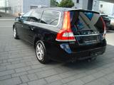Volvo V70 Kombi Momentum - gebrauchte Volvo V70 aus dem Jahr 2014