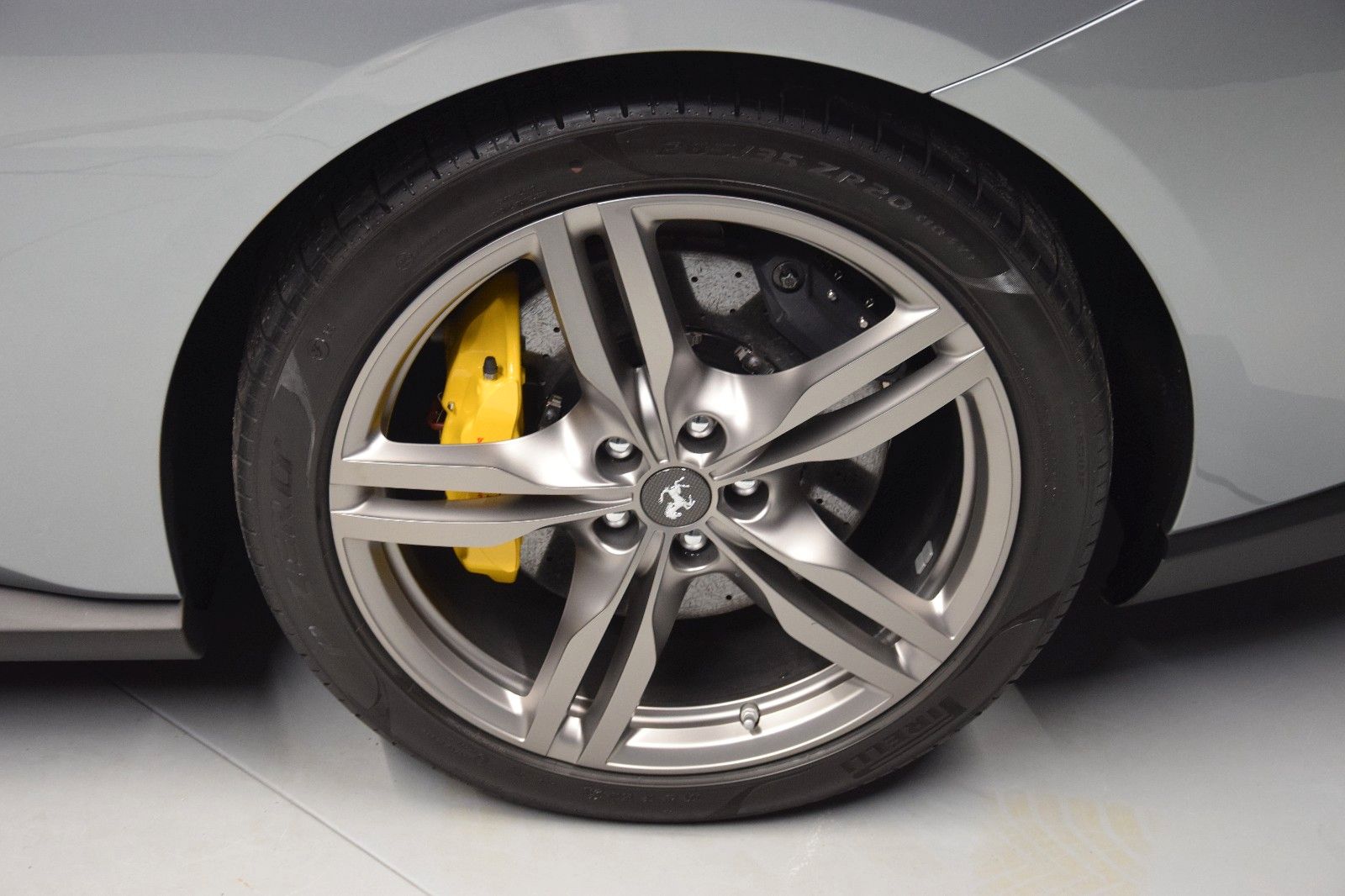 Fahrzeugabbildung Ferrari Portofino ACC Kamera Display Garantie  ADAS 1.Ha