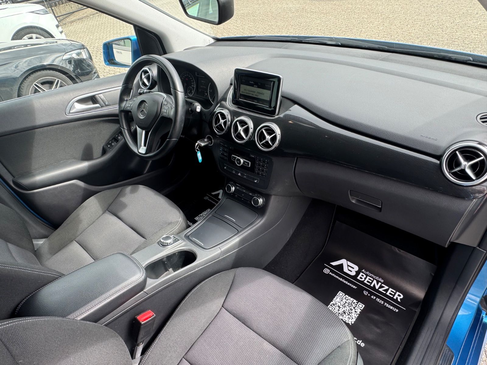 Fahrzeugabbildung Mercedes-Benz B 180 CDI/Edition E/Navigation/SHZ/MFL/ALU/