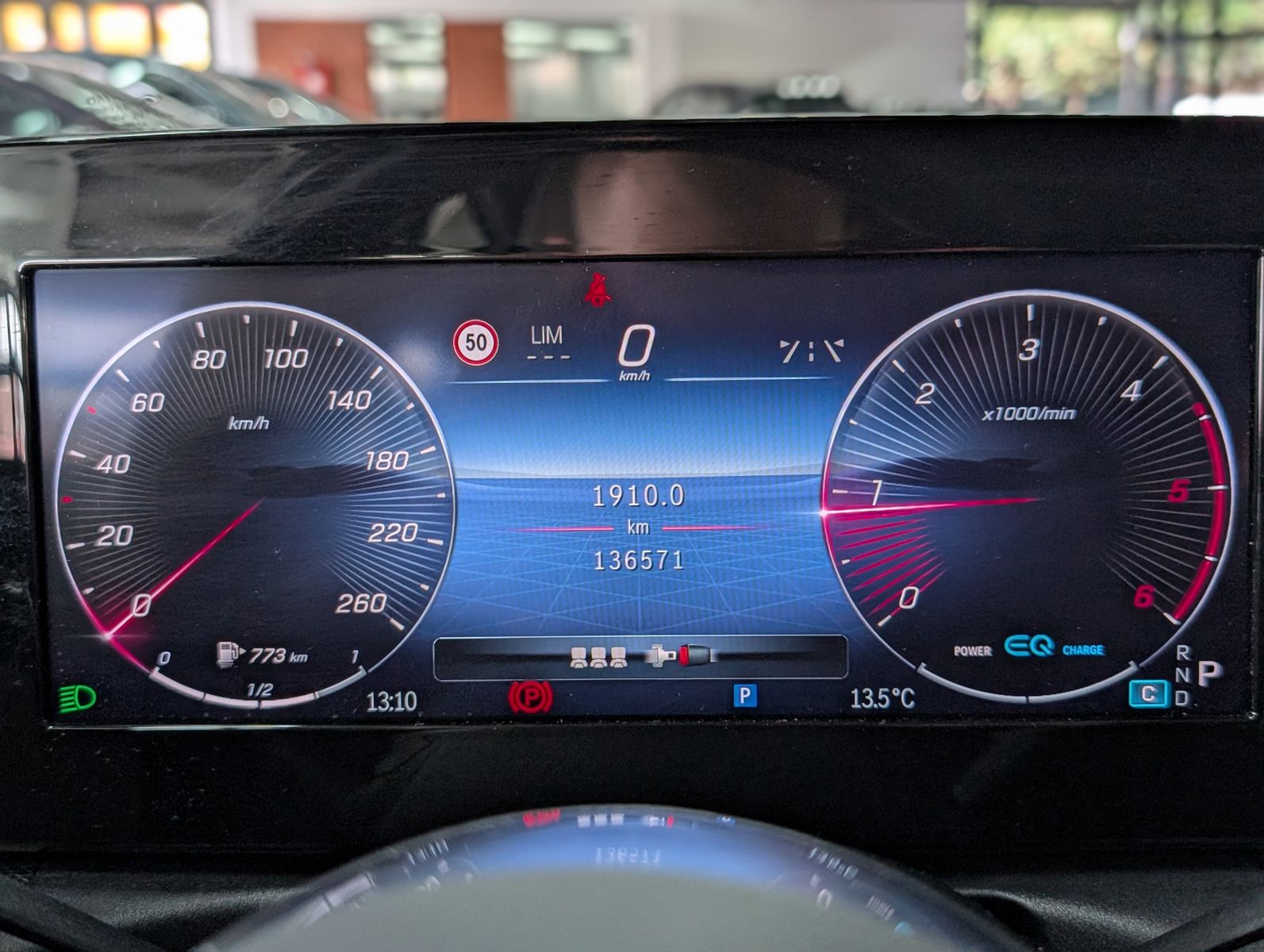 Fahrzeugabbildung Mercedes-Benz C 220 d T 2x Avantgarde LED AHK LEDER KAM 4x-SHZ