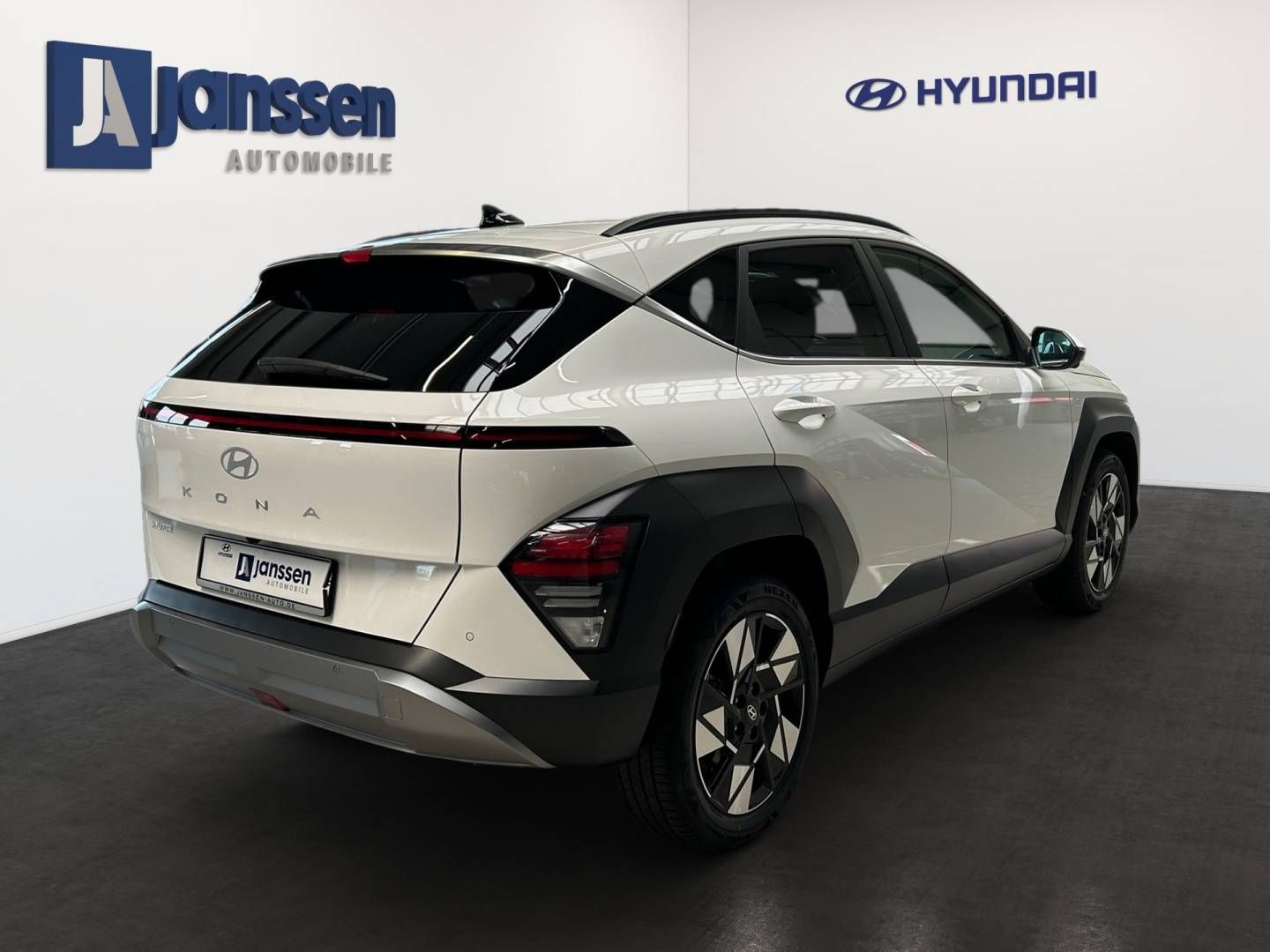 Fahrzeugabbildung Hyundai KONA 1.6 T-GDI (180 PS) | Prime | Bose |