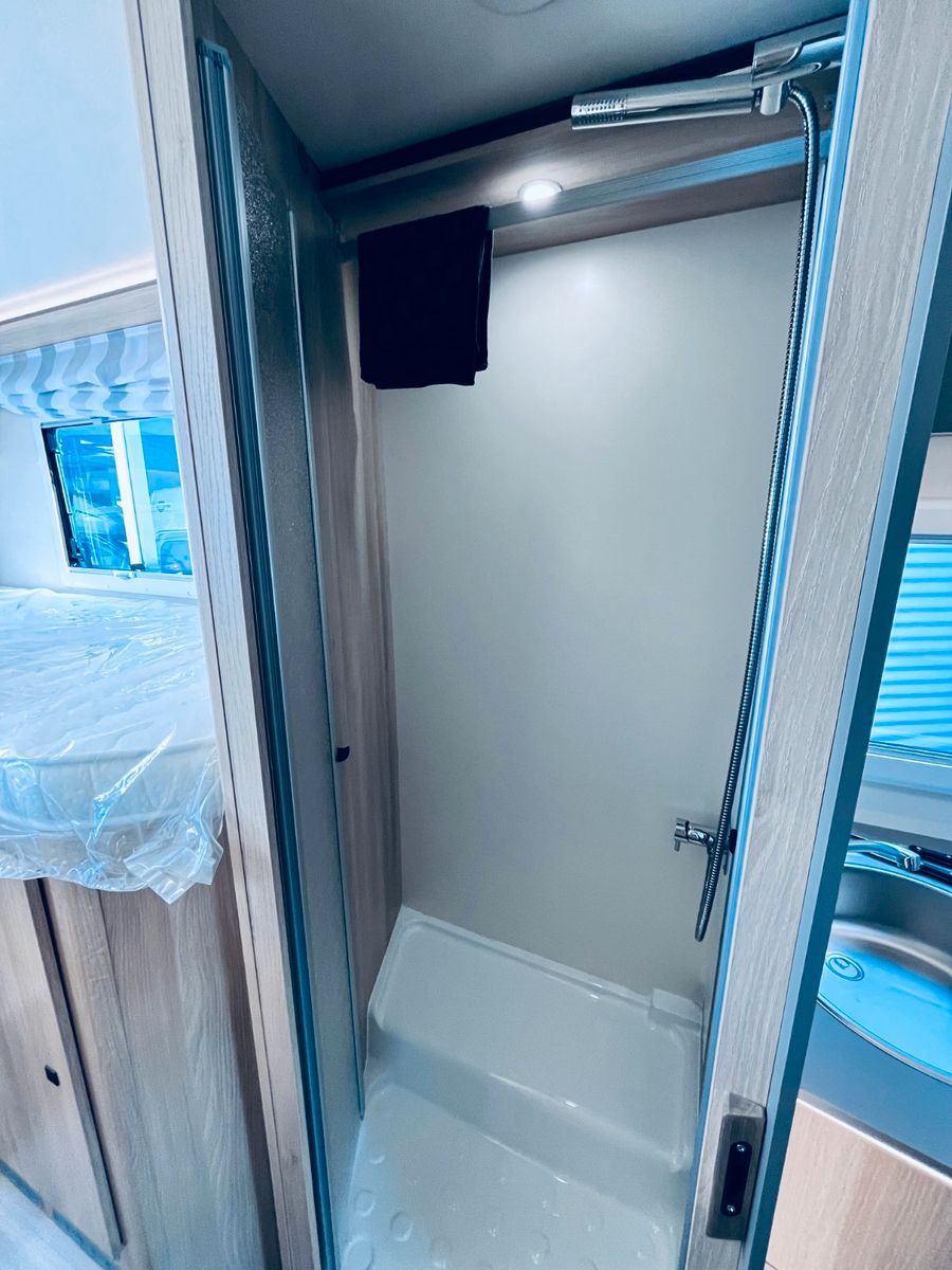 Fahrzeugabbildung NobelART A-7000 - Modell 2026 - Vollausstattung!