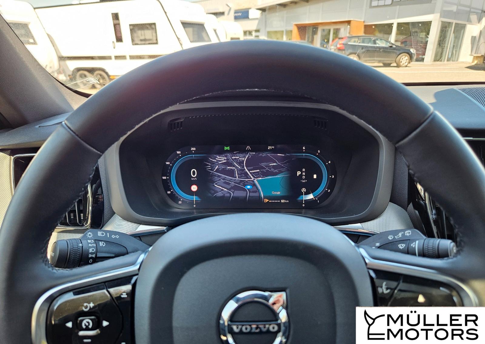 Volvo XC 60 Plus Dark AWD