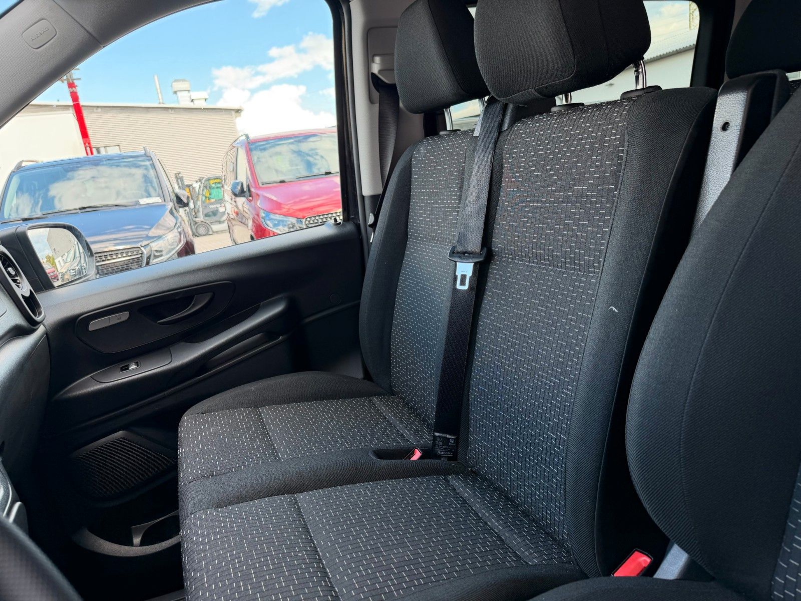 Fahrzeugabbildung Mercedes-Benz Vito 116 CDI 9G Tourer Pro 2xKlima el Türen