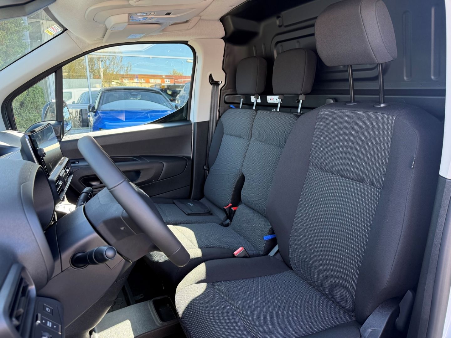 Fahrzeugabbildung Opel Combo Cargo Diesel 1,5 erhöhte Nutzlast XL