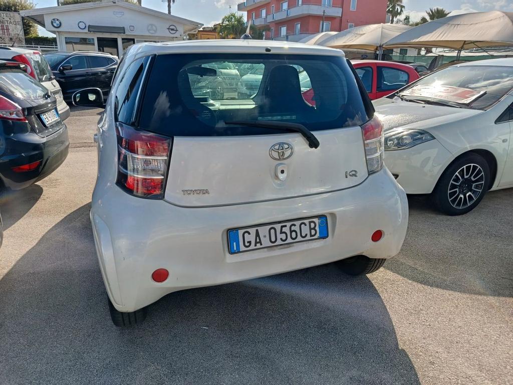 Toyota IQ
