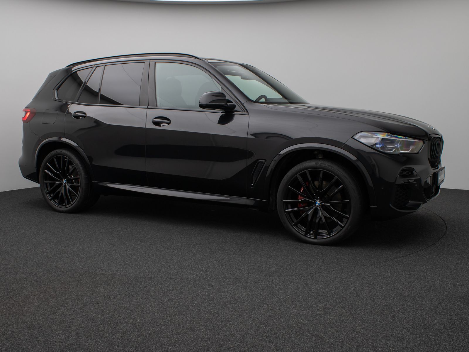 Fahrzeugabbildung BMW X5 xD30d M Sport Panorama Kamera HUD DAB HiFi