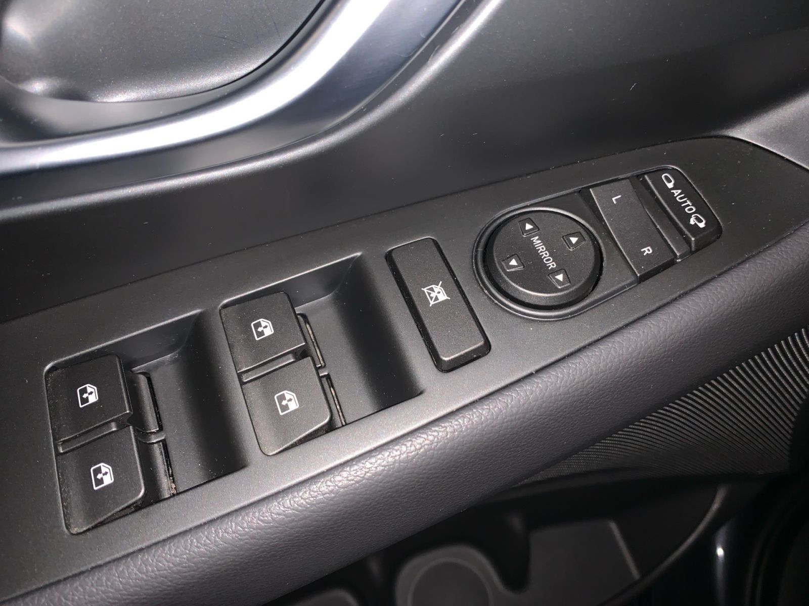 Fahrzeugabbildung Hyundai i30 Kombi 1.5 T-GDI 7-DCT Trend Mild-Hybrid Navi
