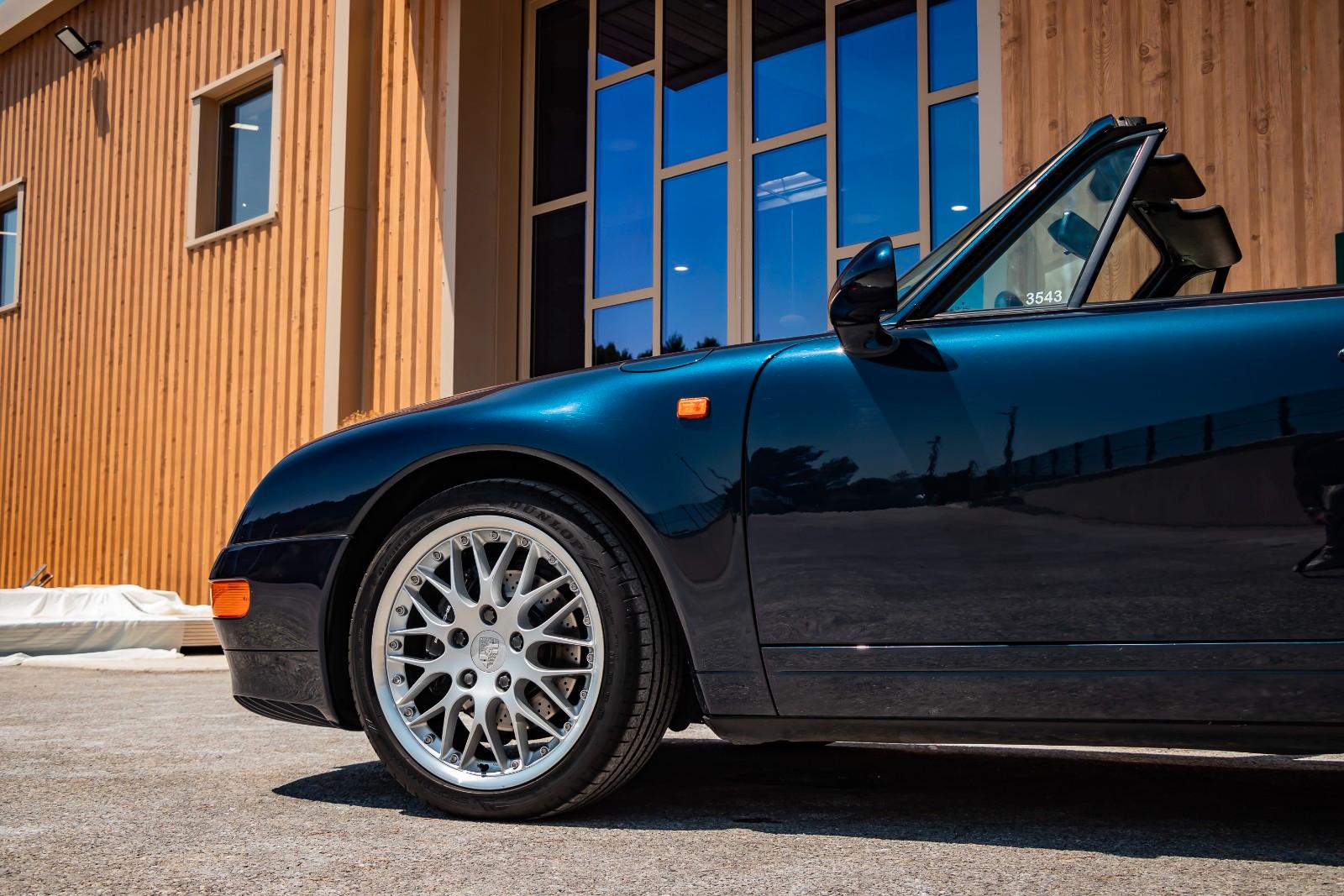 Porsche 993 Carrera Cabriolet