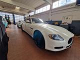 Maserati QUATTROPORTE 4.7 V8 SPORT/GTS/LEDER/SPORTABGAS - Maserati Quattroporte in Köln