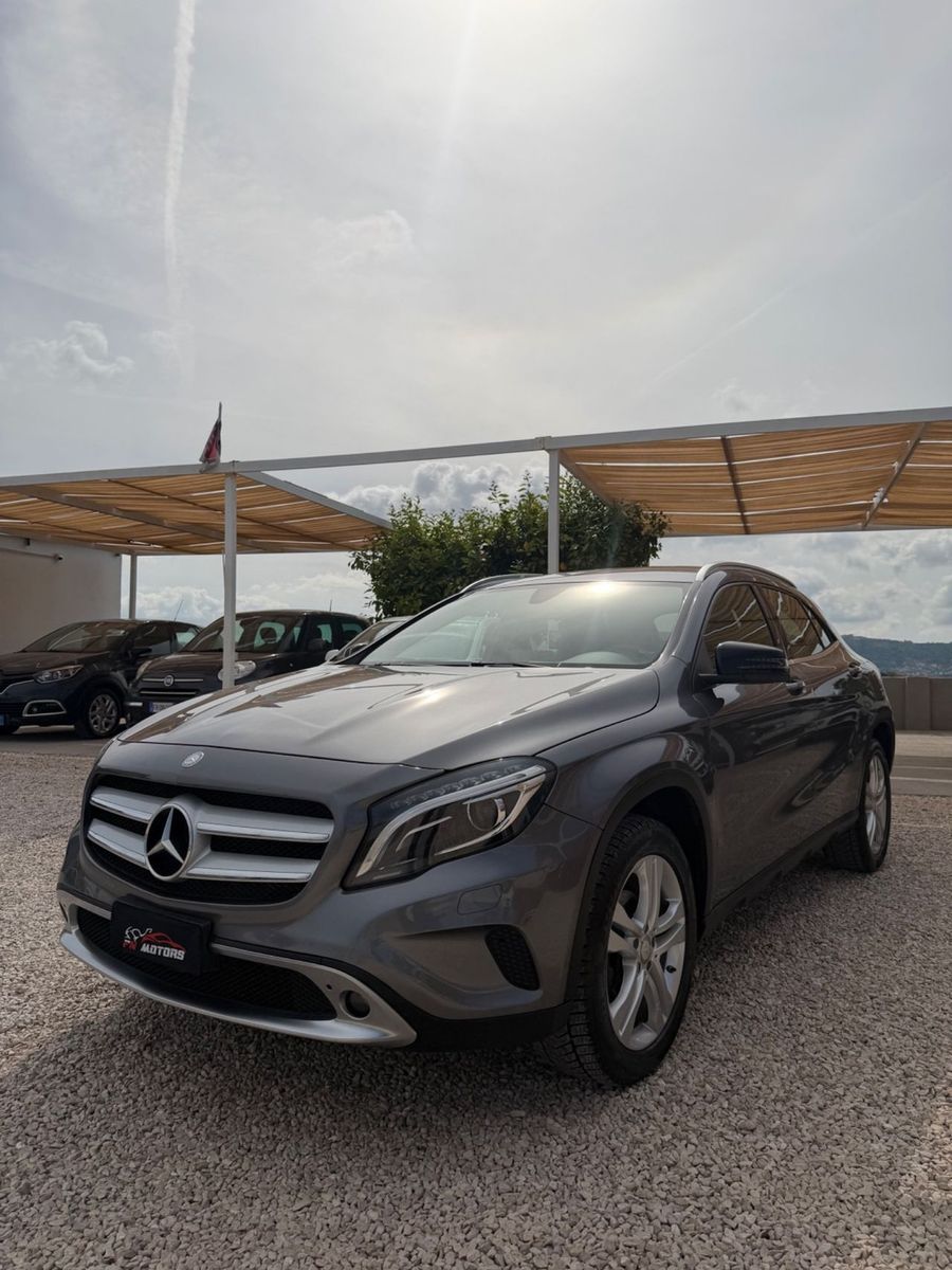 MERCEDES-BENZ Mercedes-benz GLA 200 d Premium