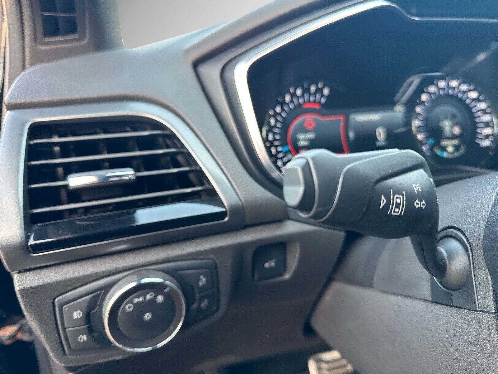 Fahrzeugabbildung Ford Mondeo Turnier ST-Line *Pano*LED*Kamera*Keyless*