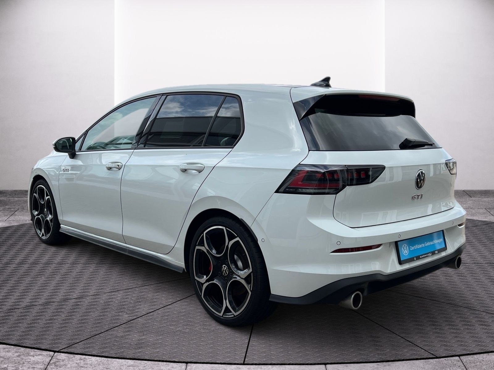 Volkswagen Golf GTI 2,0TSI DSG Matrix DCC Pano Sound foto 5