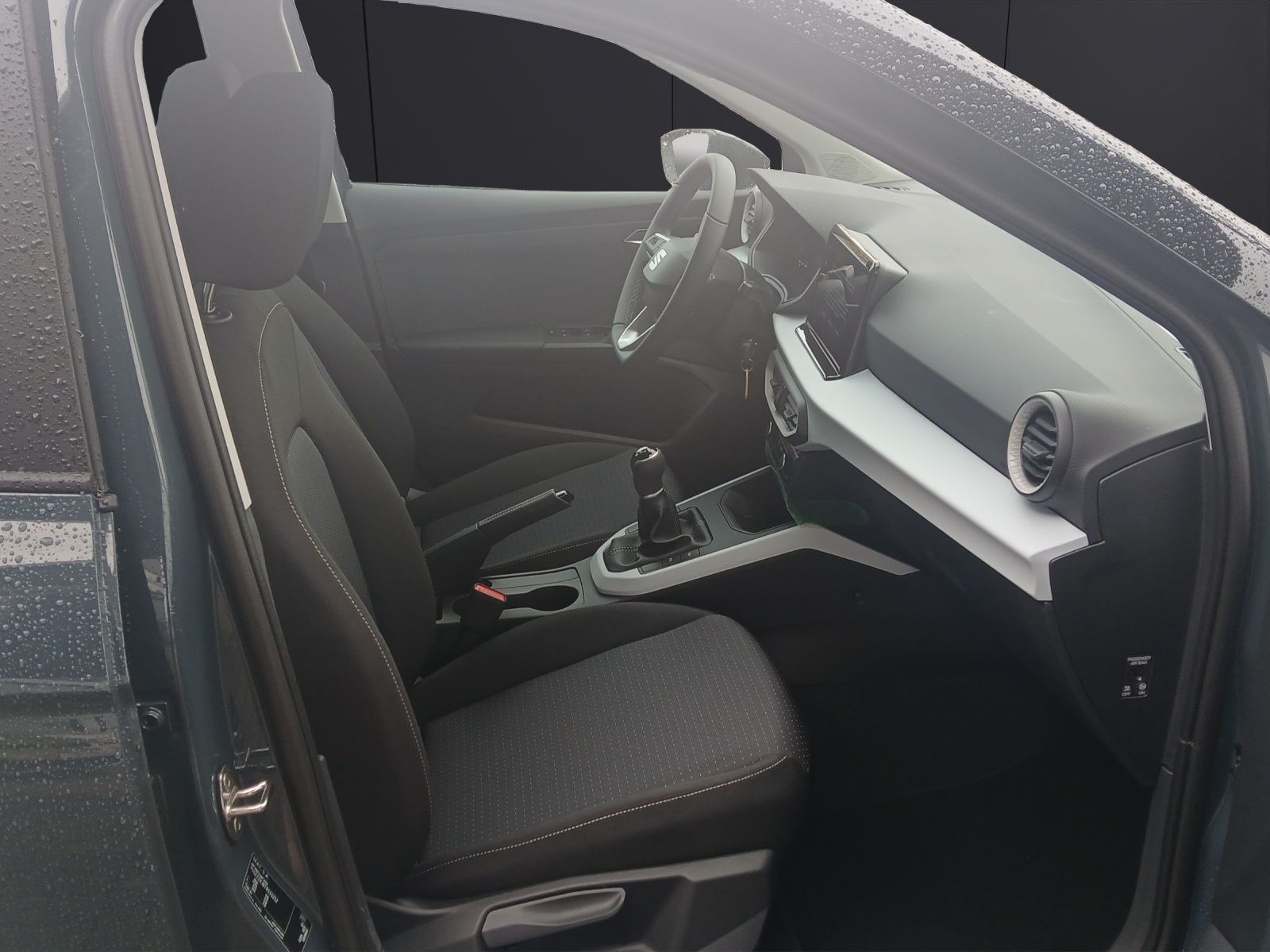 Fahrzeugabbildung SEAT Arona TSI Style LED Navi VC ACC RFK SH LM