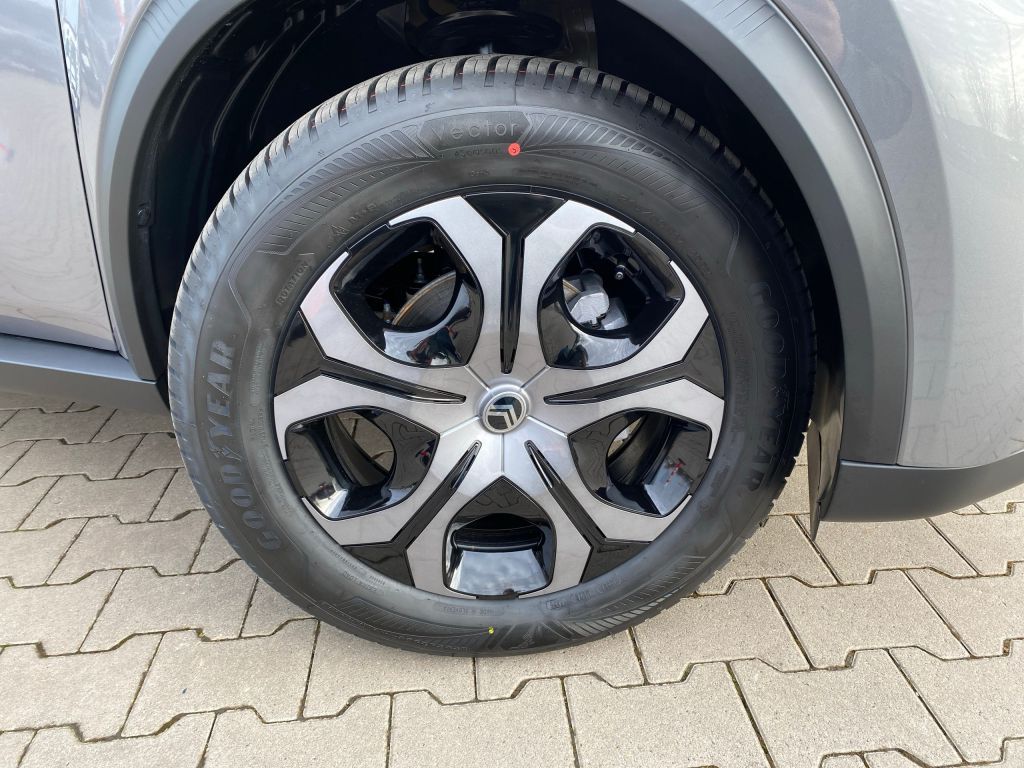 Fahrzeugabbildung Citroën C3 Aircross Turbo 100 PLUS *Winterpaket*Cam*CP*
