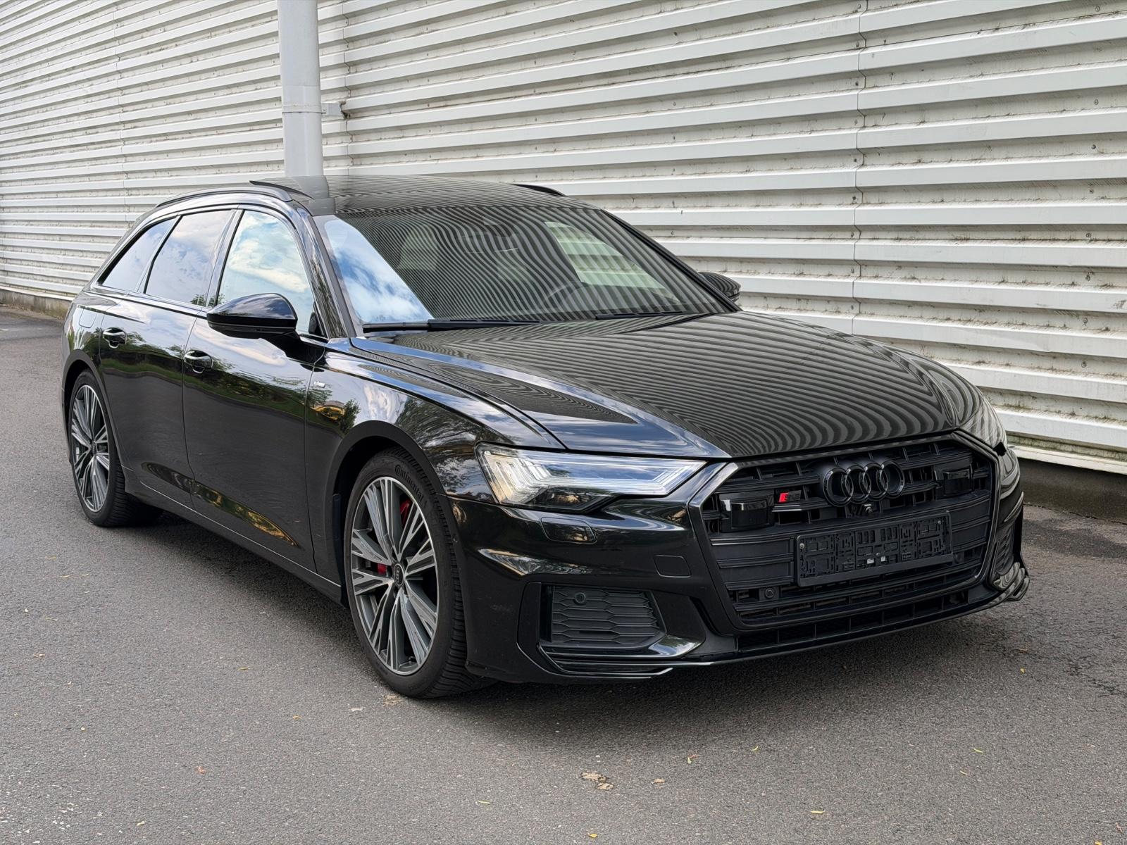 Audi A6 Avant 55 TFSI e quattro S Line Matrix AHK