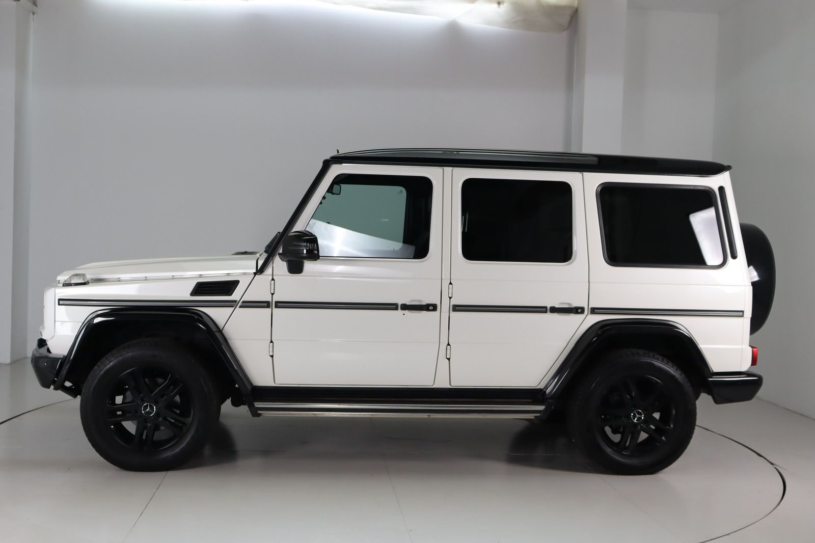 Fahrzeugabbildung Mercedes-Benz G 350 BlueTEC DESIGNO DIS * H&K 4x Sitzhzg. Navi