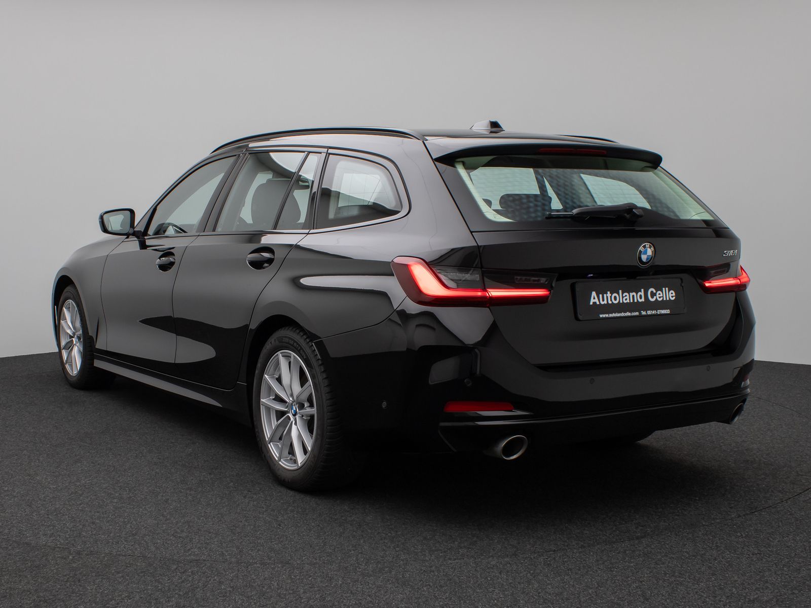 Fahrzeugabbildung BMW 318i Kamera DAB CockPit+ Alarm Geschwindigkeitsr