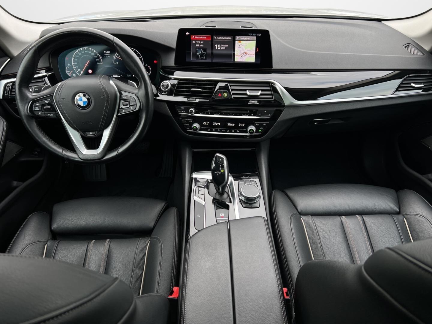 BMW 530 d xDrive Sport Line Touring/ACC/SitzHz