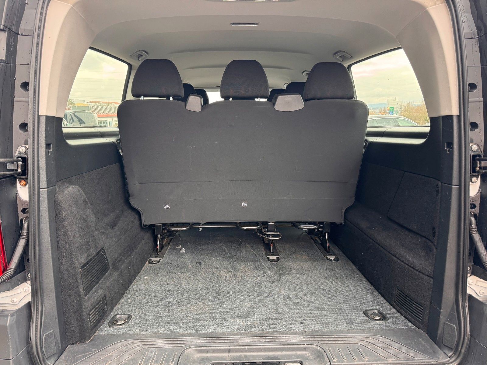 Fahrzeugabbildung Mercedes-Benz Vito 114 CDI Tourer Extral 9G Klima Kamera