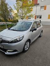 Renault Grand Scenic Limited dCi 110 Limited - Renault Grand Scenic aus 2015