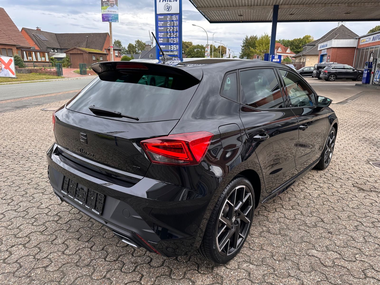Fahrzeugabbildung SEAT Ibiza 1.0 TSI FR Black Edition DSG ACC/LED/Kamer