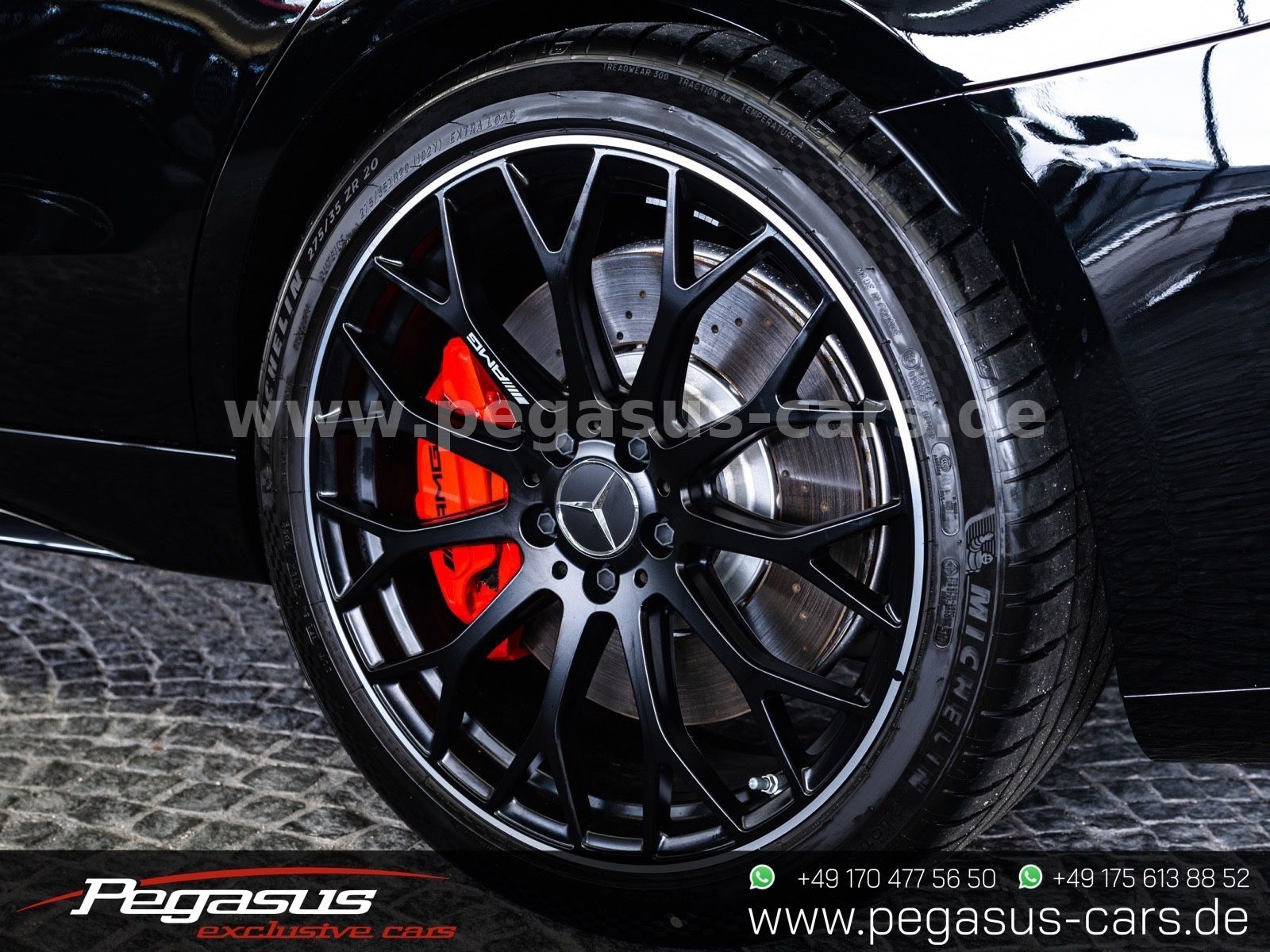 MERCEDES-BENZ C 63 AMG - 13