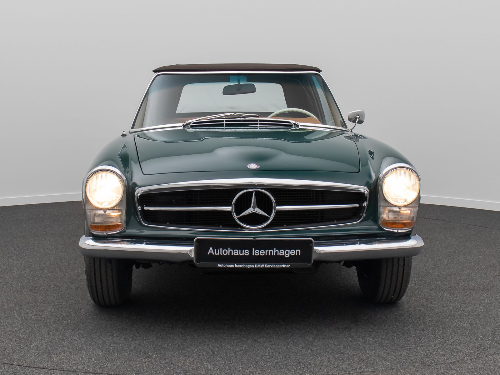 Fahrzeugabbildung Mercedes-Benz 230 SL Pagode H-Zulassung Automatik Leder W113