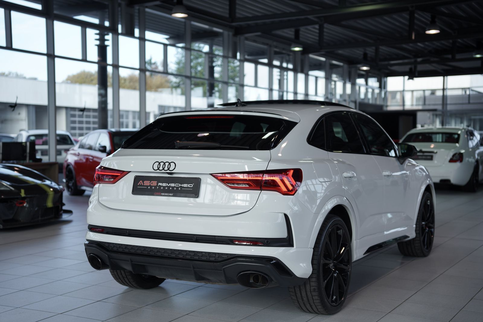 Audi Rsq3