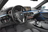 BMW 520D TOURING FACELIFT*STANDHEIZUNG*TOP-ZUSTAND* - BMW 520 in Solingen