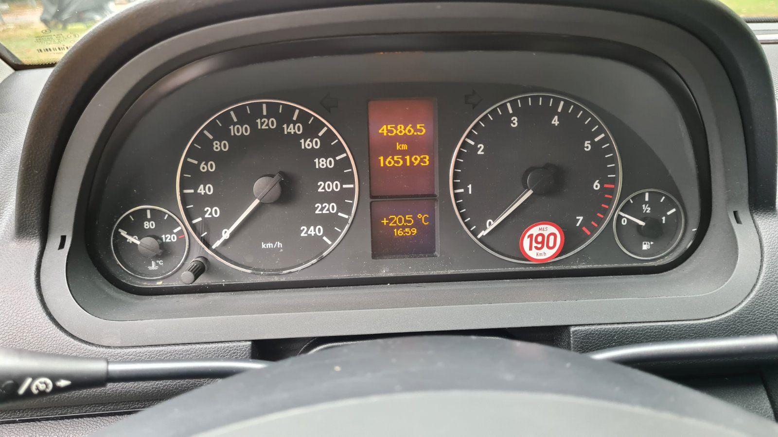 Mercedes-Benz A170 2009 — photo 10