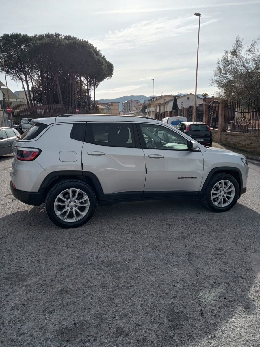 Jeep Compass 1.3 Turbo T4 PHEV 4xe First Edition imagem 3