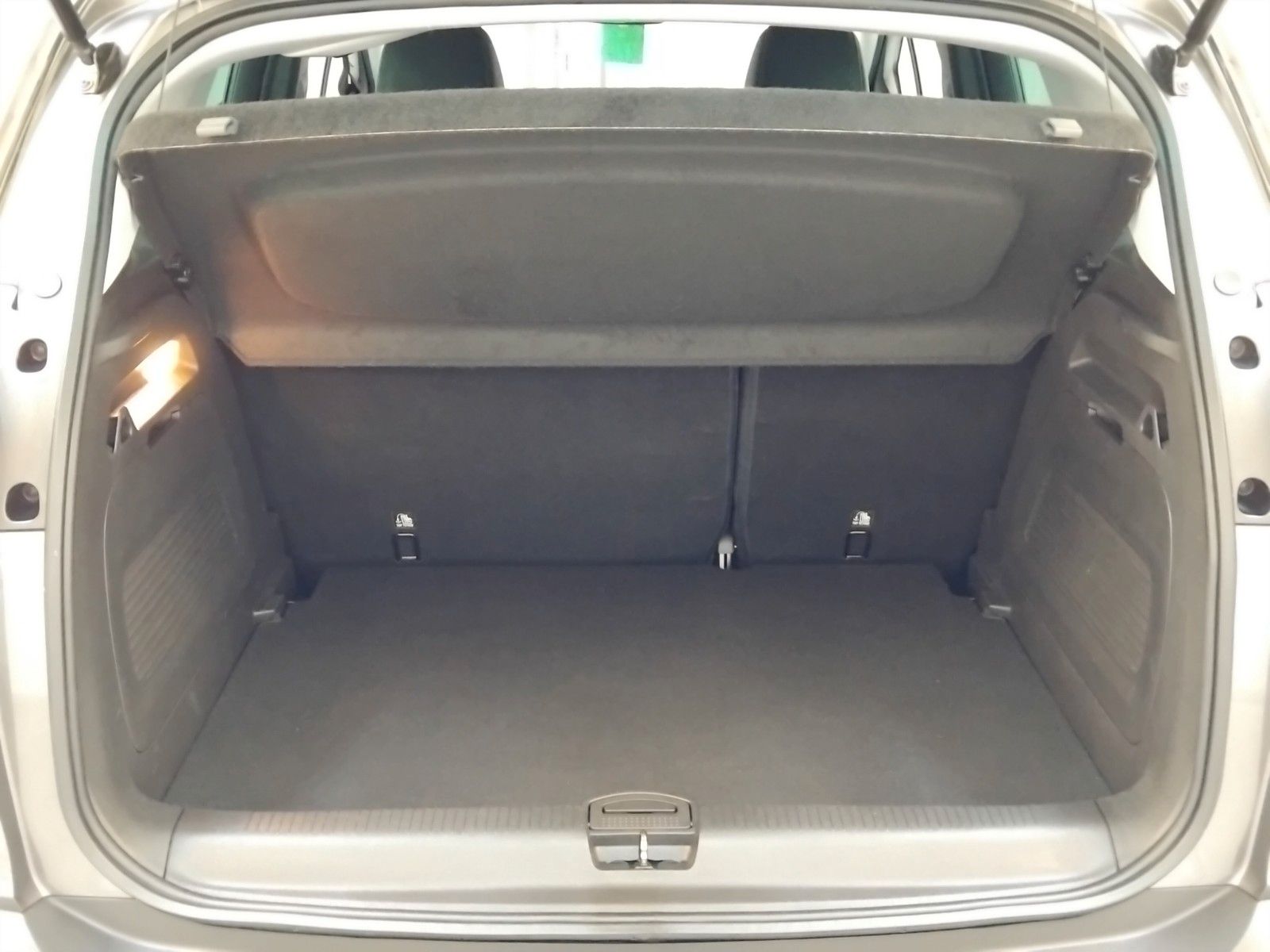 Opel Crossland X (11/2019, Benzin)