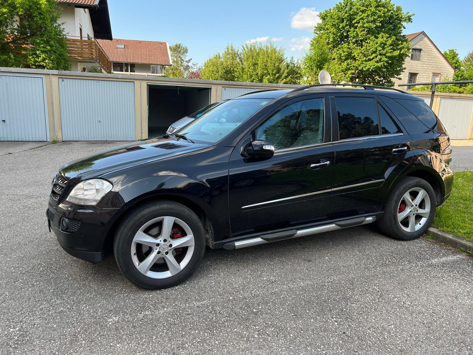 Mercedes-Benz ML 320