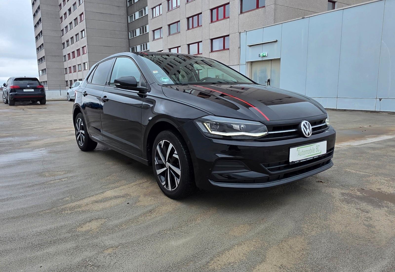 Volkswagen Polo VI beats LED APPLE SITZH
