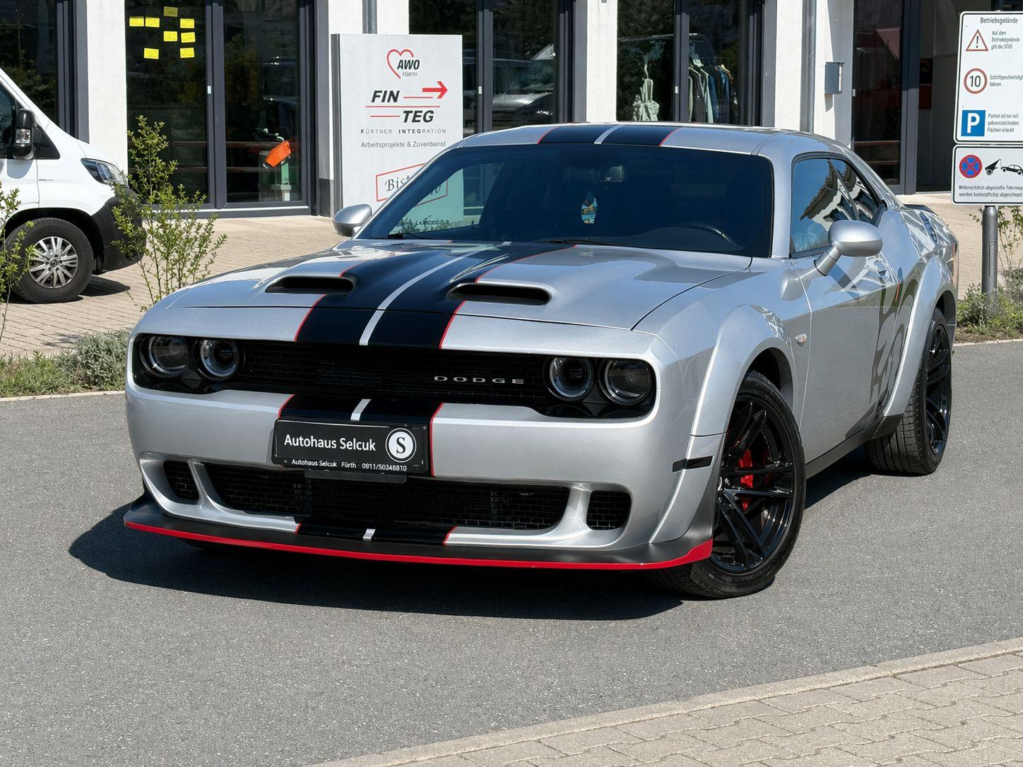 Dodge Challenger 3.6 V6 SRT Optik Widebody 20zoll