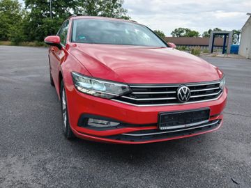Volkswagen Passat Variant - 10