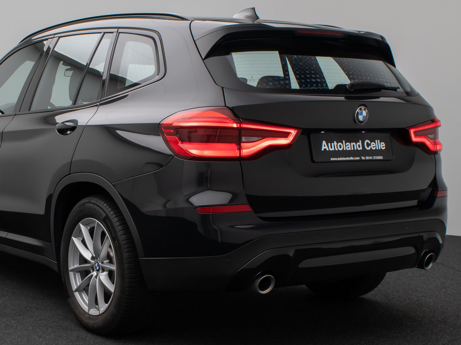 Fahrzeugabbildung BMW X3 xD20i ADVANTAGE DAB GeschwindigReg PDC Leder