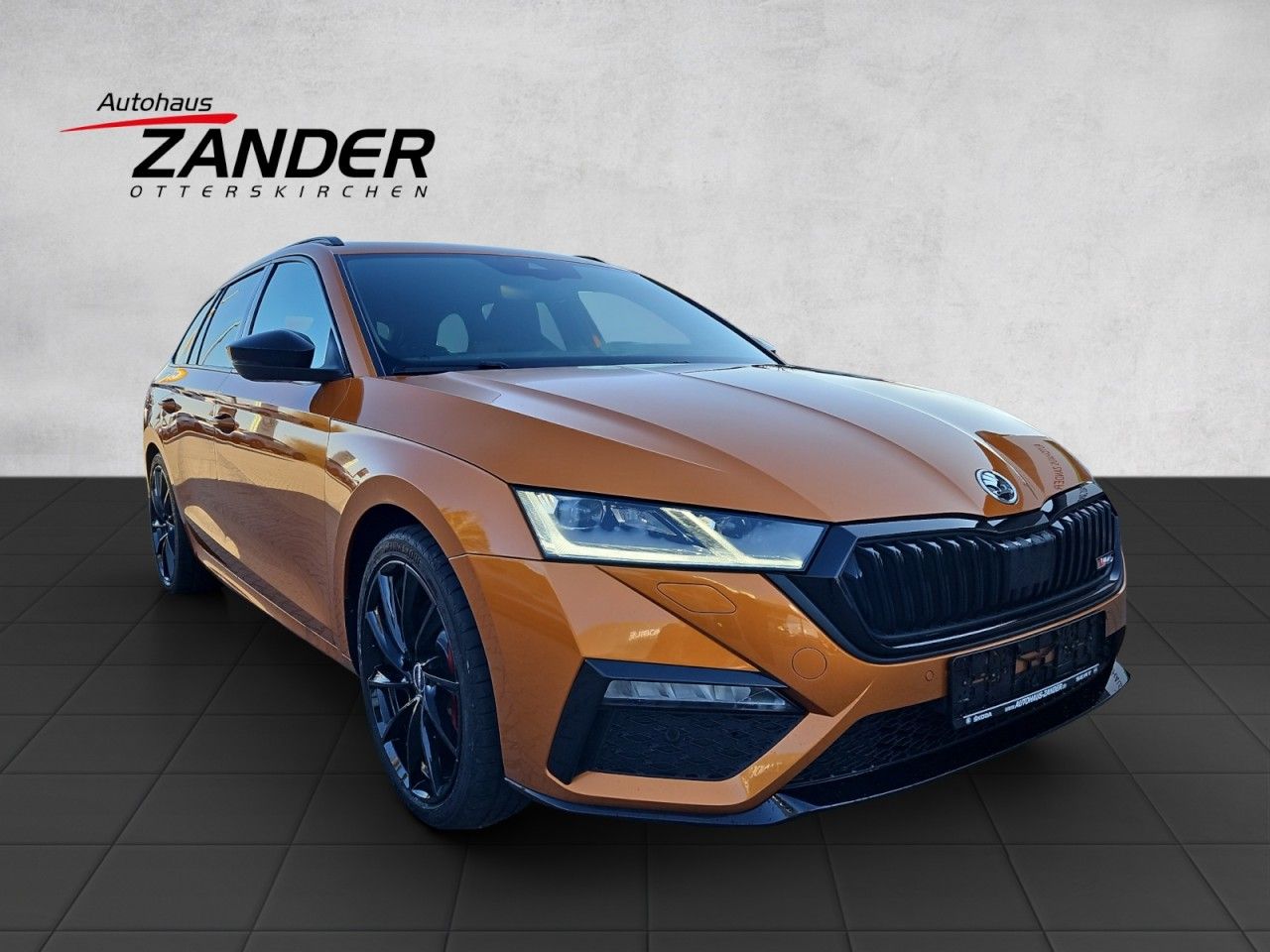 Fahrzeugabbildung SKODA Octavia Combi RS TSI 2.0 TSI DSG MATRIX/HUD/NAVI