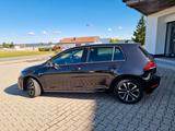 Volkswagen Golf VII Lim. IQ.DRIVE TGI