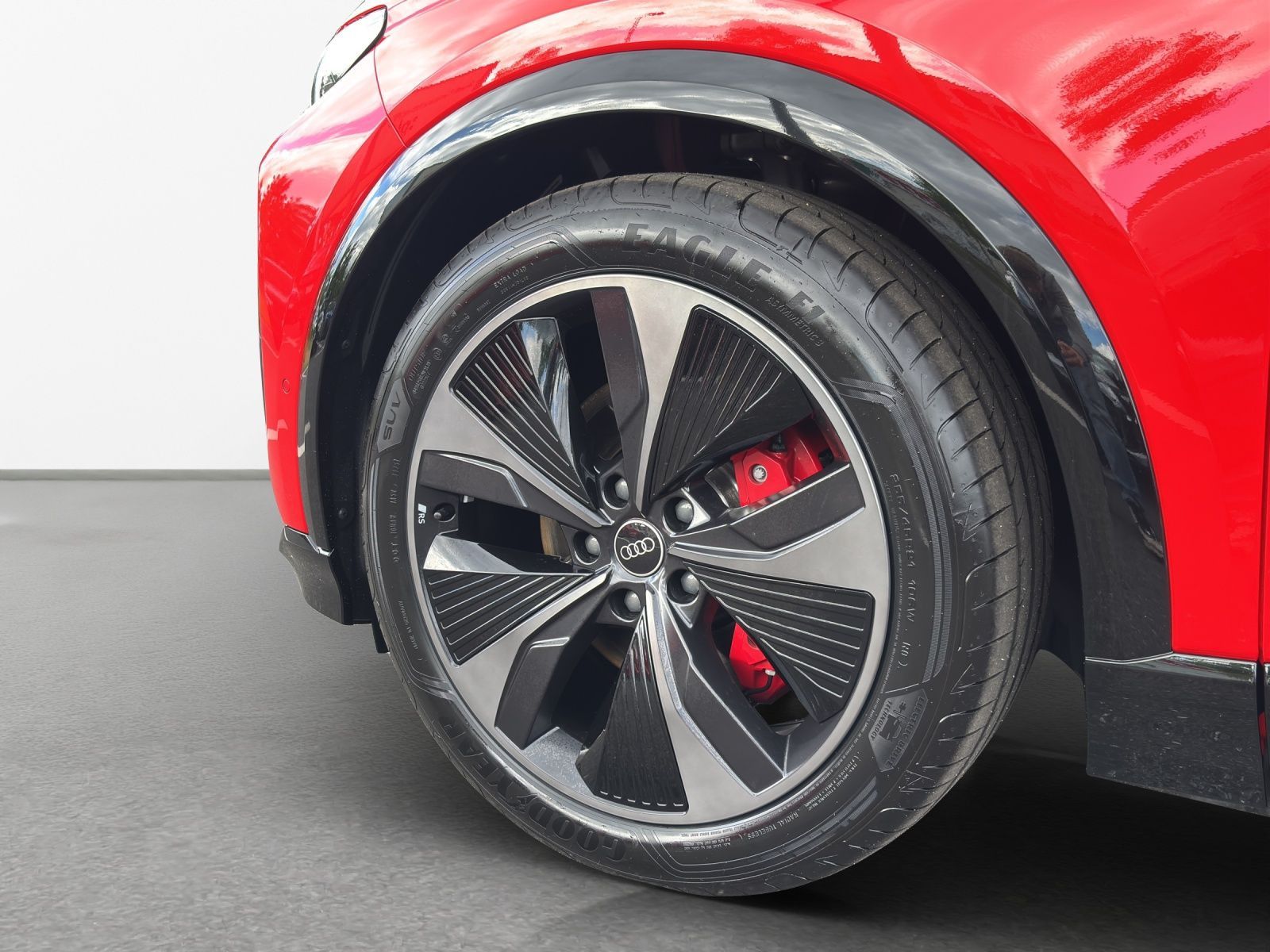 Audi SQ6 e-tron - Bild 14