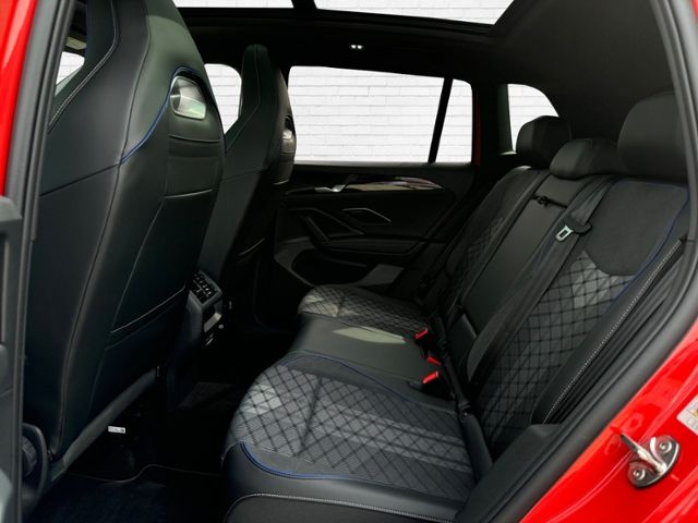 Fahrzeugabbildung Volkswagen Tiguan R-Line 2.0 TDI 4MO DSG - 20"LM*Pano*AHK!!