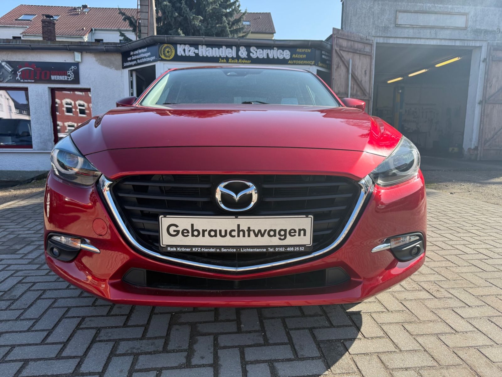 MAZDA 3